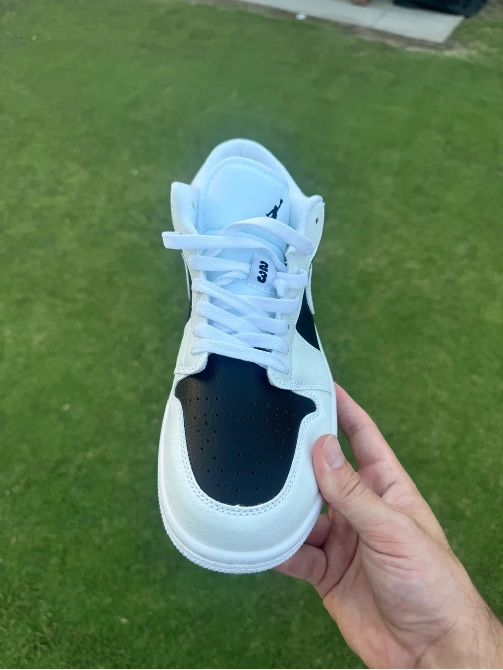 Unisex Air Jordan 1 Low Nike “Panda” Sneakers men’s 9.5/wmns 11